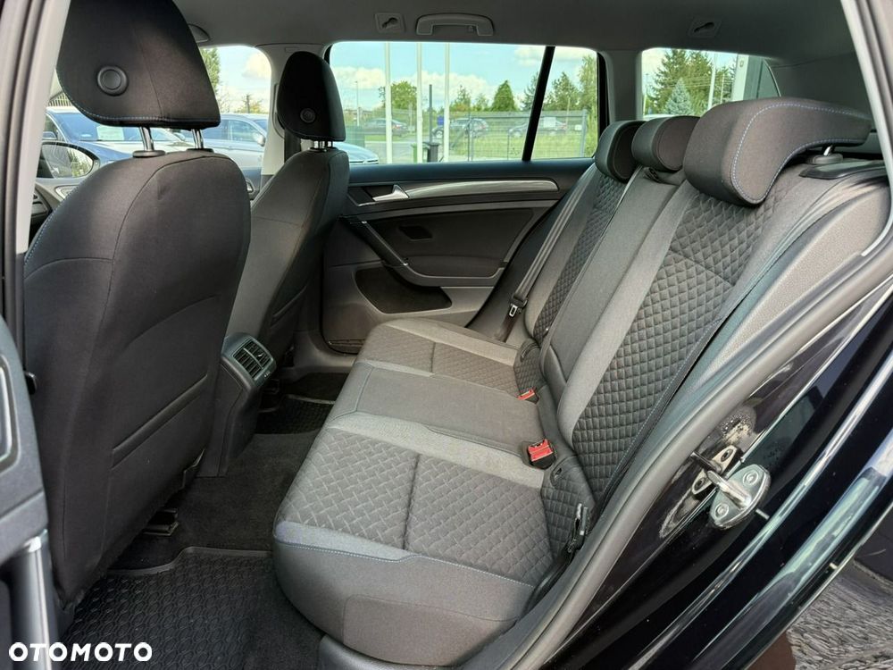 Volkswagen Golf Variant 1.6 TDI SCR DSG Join - 12