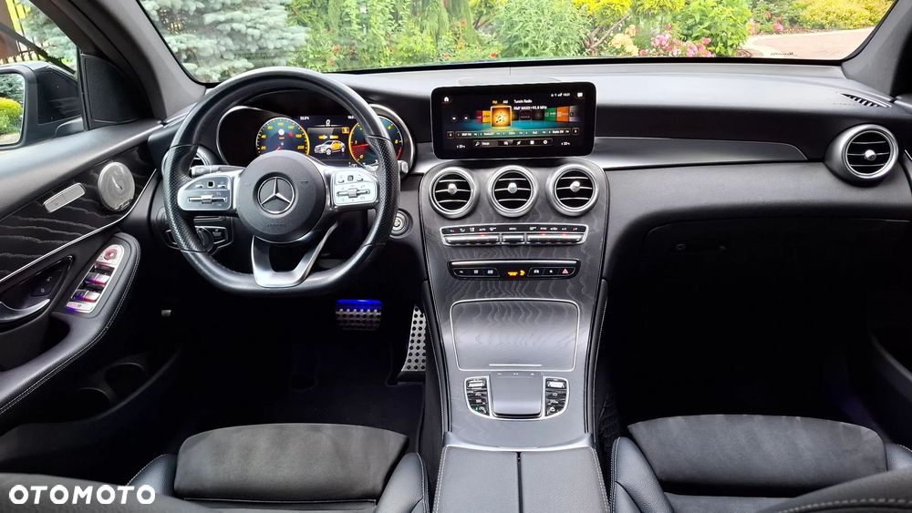 Mercedes-Benz GLC 200 d 4Matic 9G-TRONIC Exclusive - 32