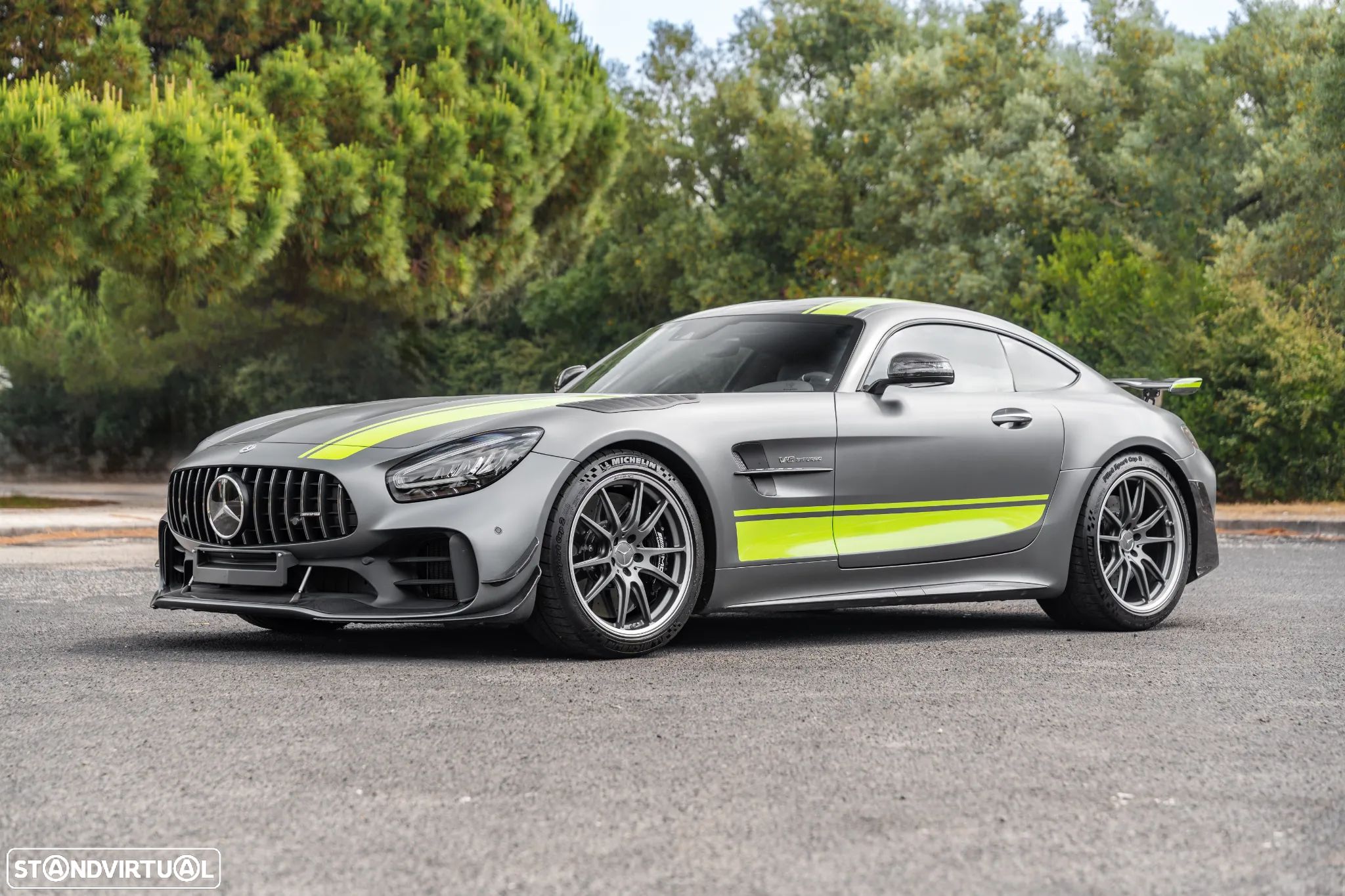Mercedes-Benz AMG GT R Roadster - 1