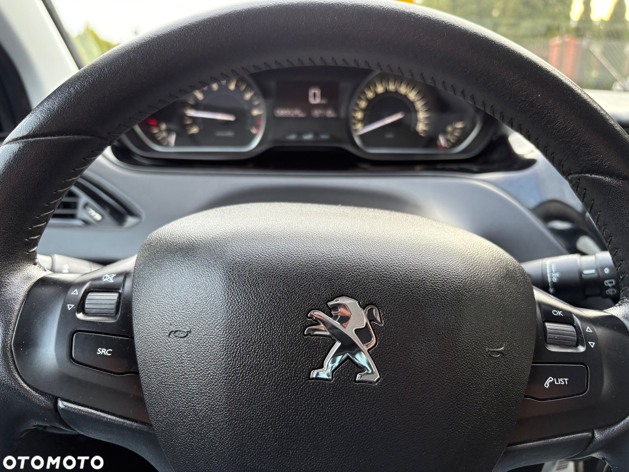 Peugeot 208 PureTech 82 Start & Stop Tech Edition - 12