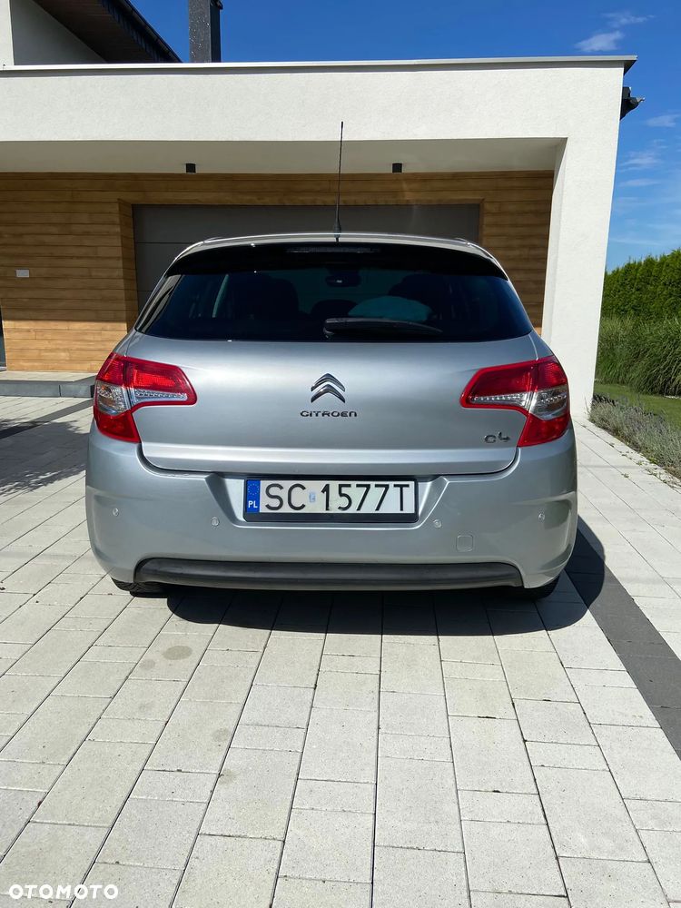 Citroën C4 HDi 90 Attraction - 9