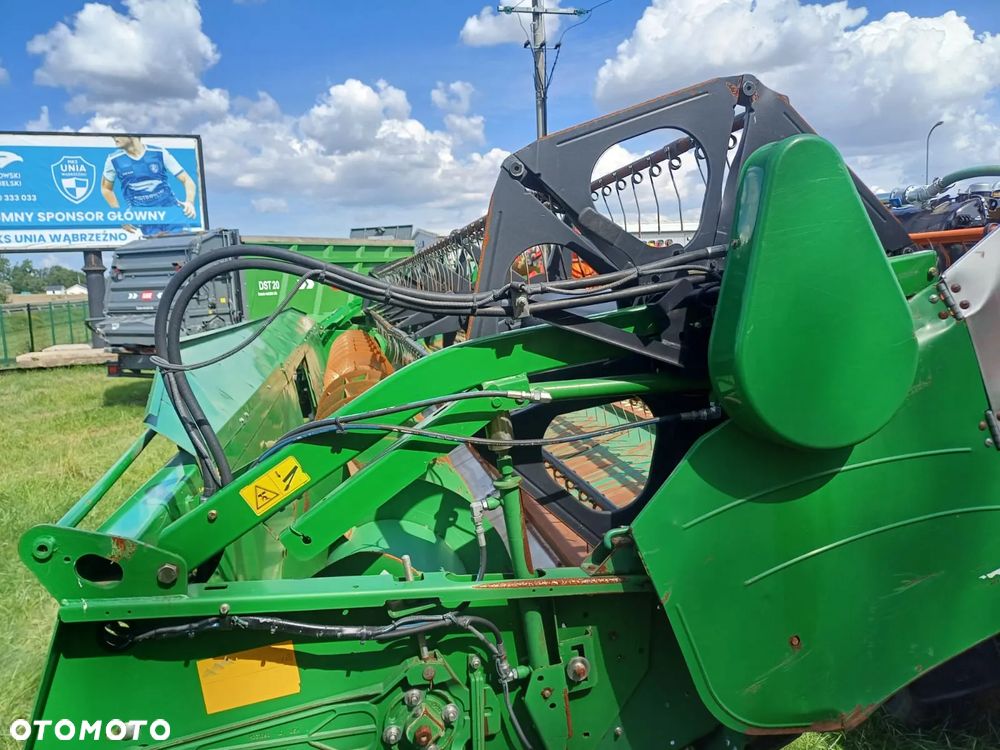 John Deere S680i - 26