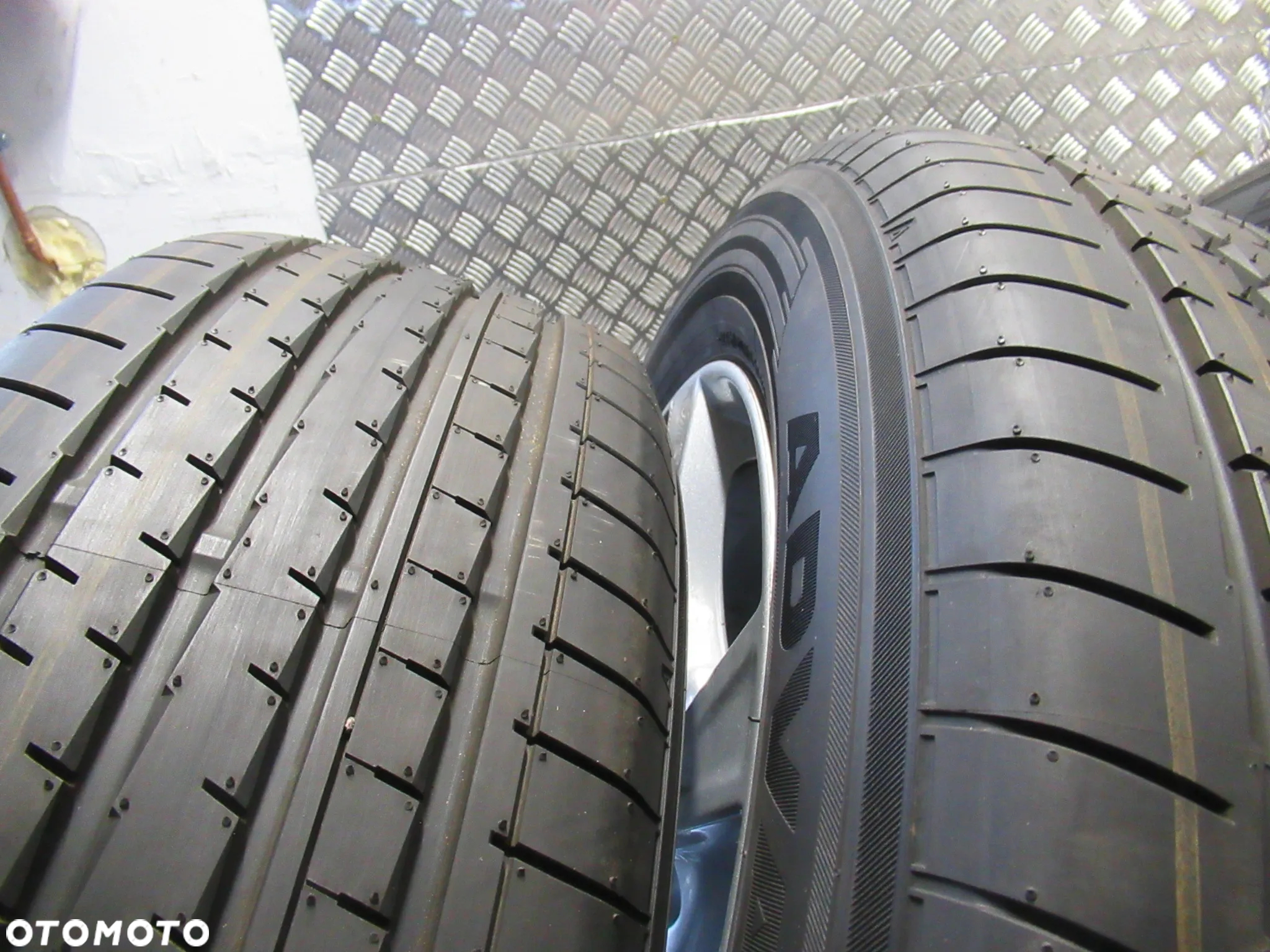 Koła Volvo XC60 XC90 8Jx18 et42,5 5x108 NOWE OPONY - 11