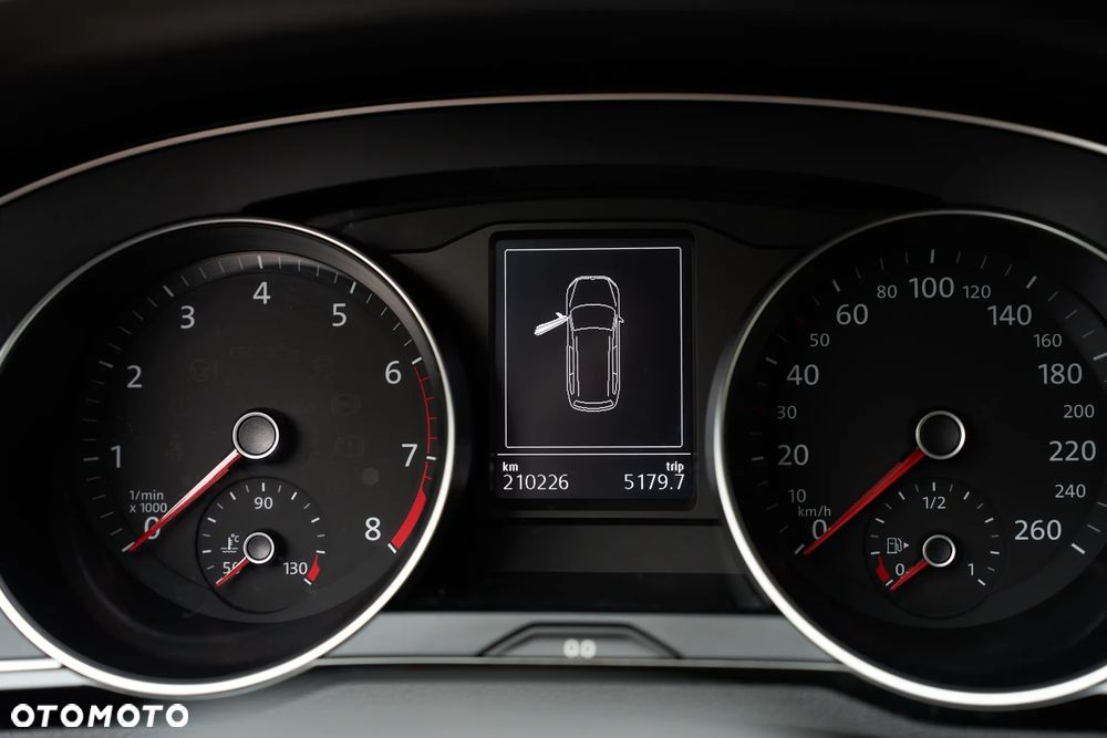 Volkswagen Passat 1.5 TSI EVO Comfortline DSG - 4