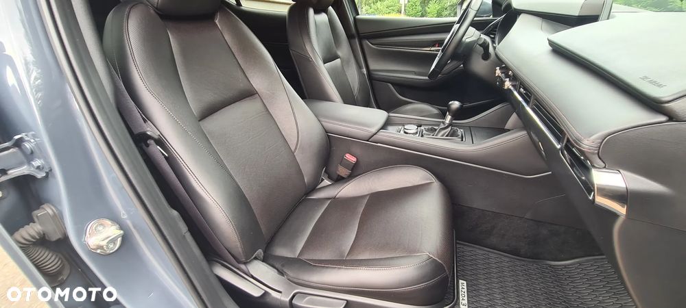 Mazda 3 e-SKYACTIV-G 122 M HYBRID HOMURA - 18