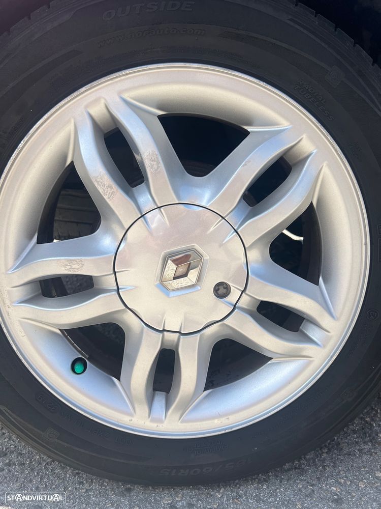 Renault Clio Break 1.2 TCE Dynamique S - 14