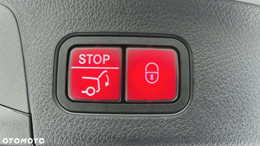 Mercedes-Benz GLA - 22