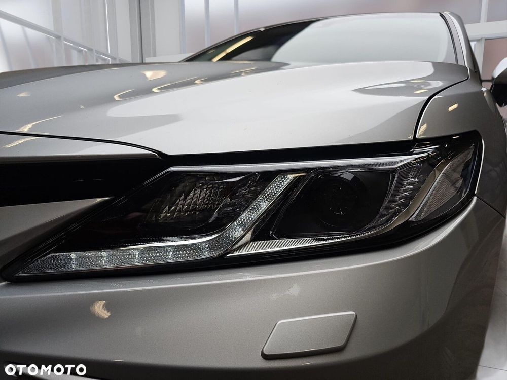 Toyota Camry 2.5 Hybrid Prestige CVT - 33