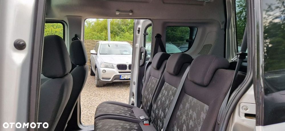 Opel Combo - 28