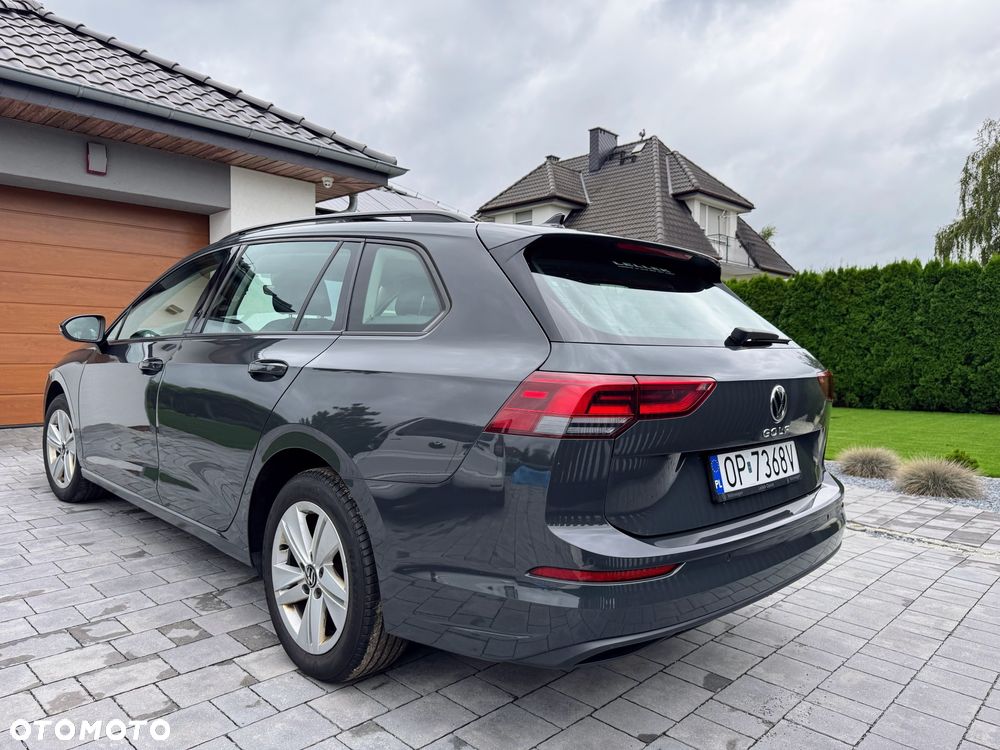 Volkswagen Golf VIII 2.0 TDI Life - 3