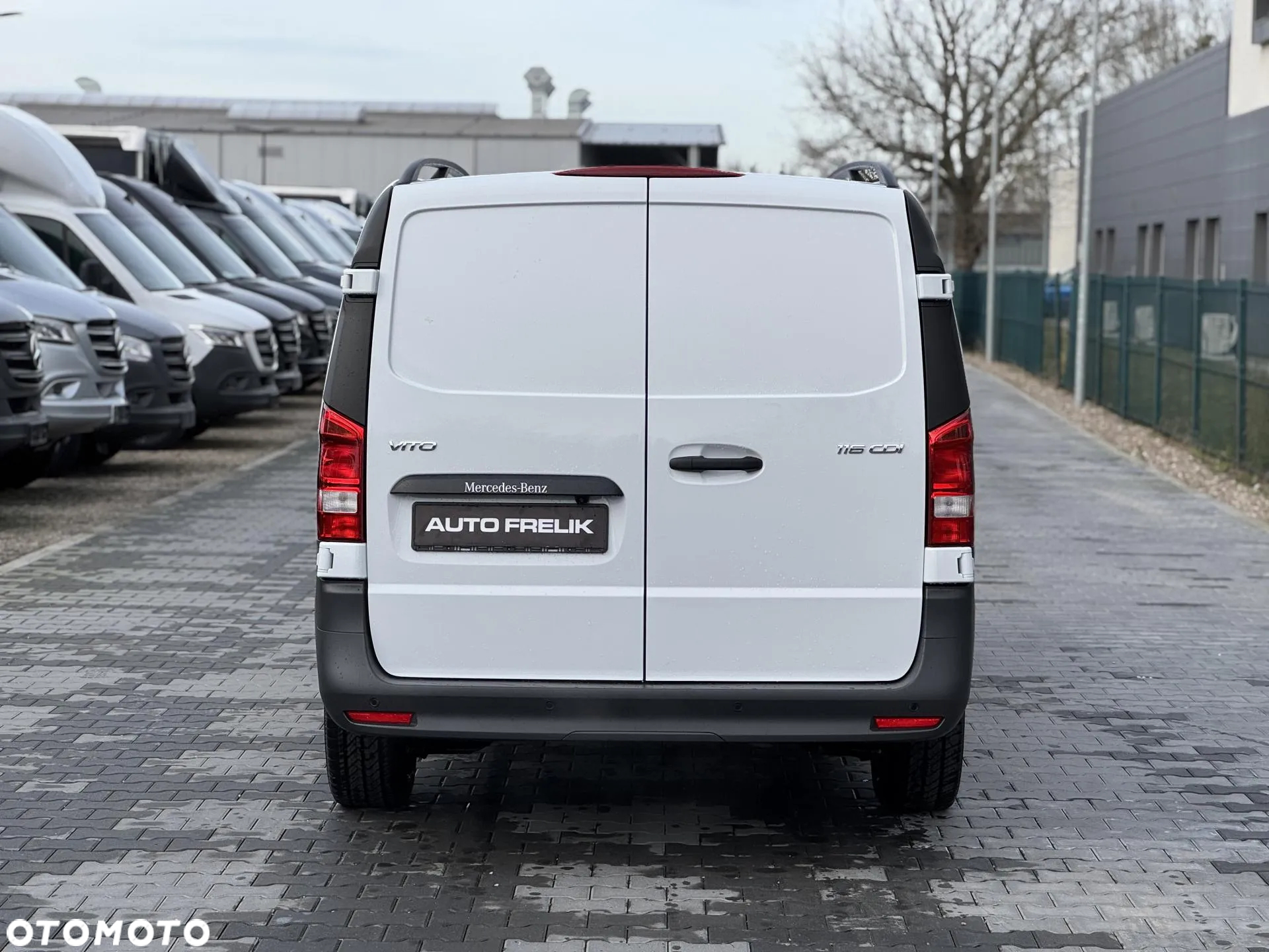Mercedes-Benz Vito - 7