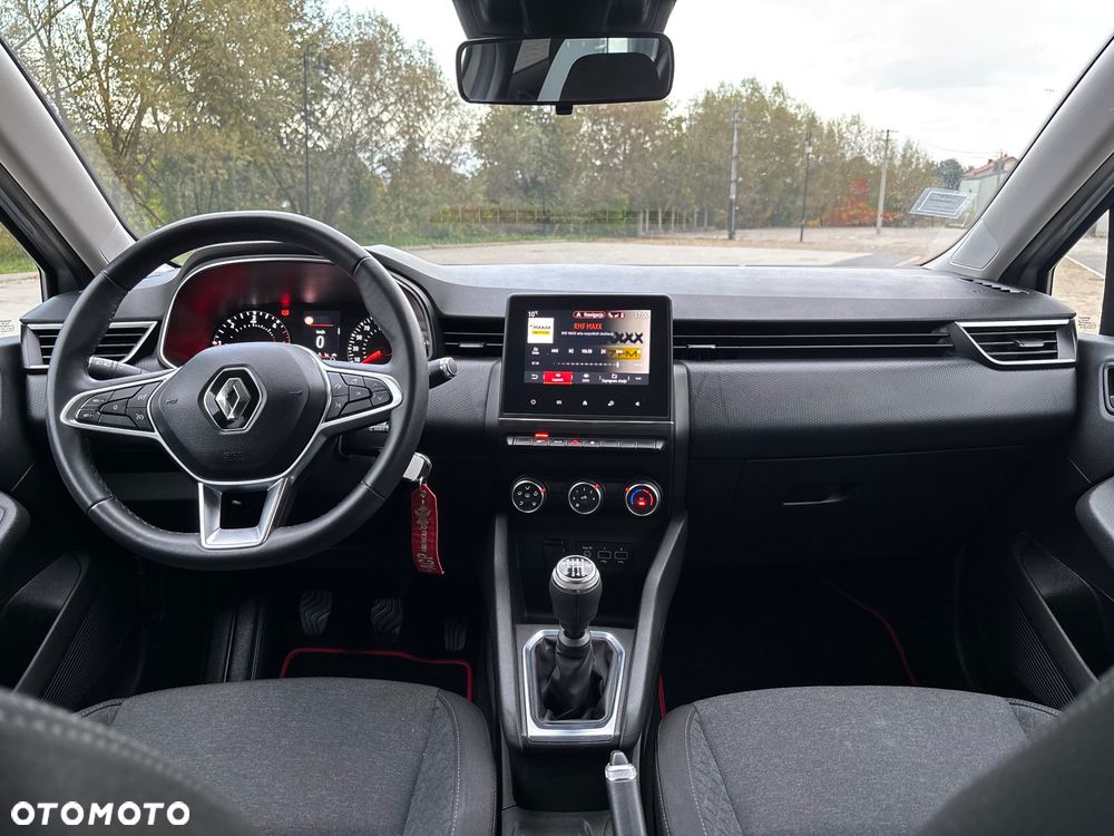 Renault Clio - 19