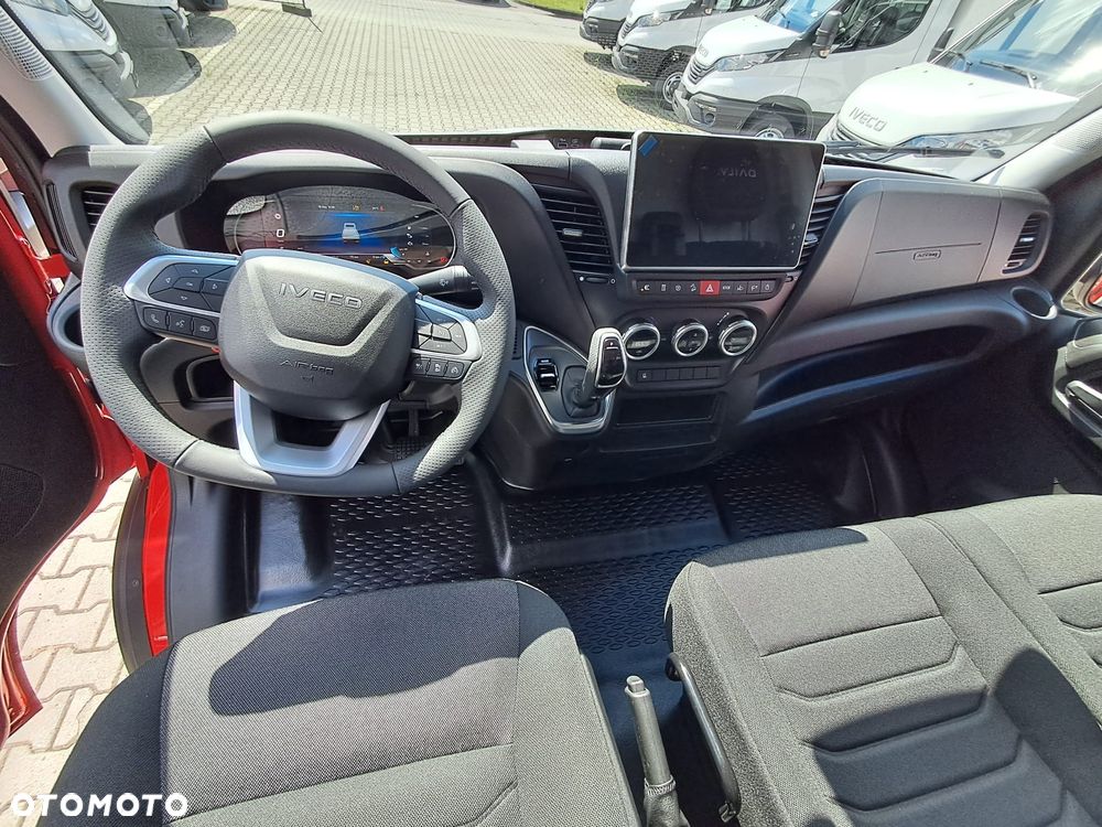 Iveco Daily 35S18HA8 Kontener z windą - 16