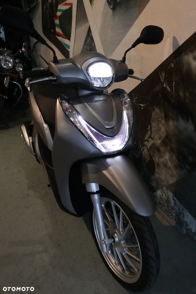 Honda SH - 15