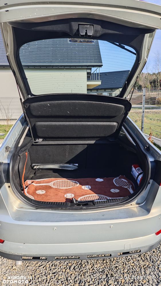 Ford Mondeo 2.0 Ghia - 14