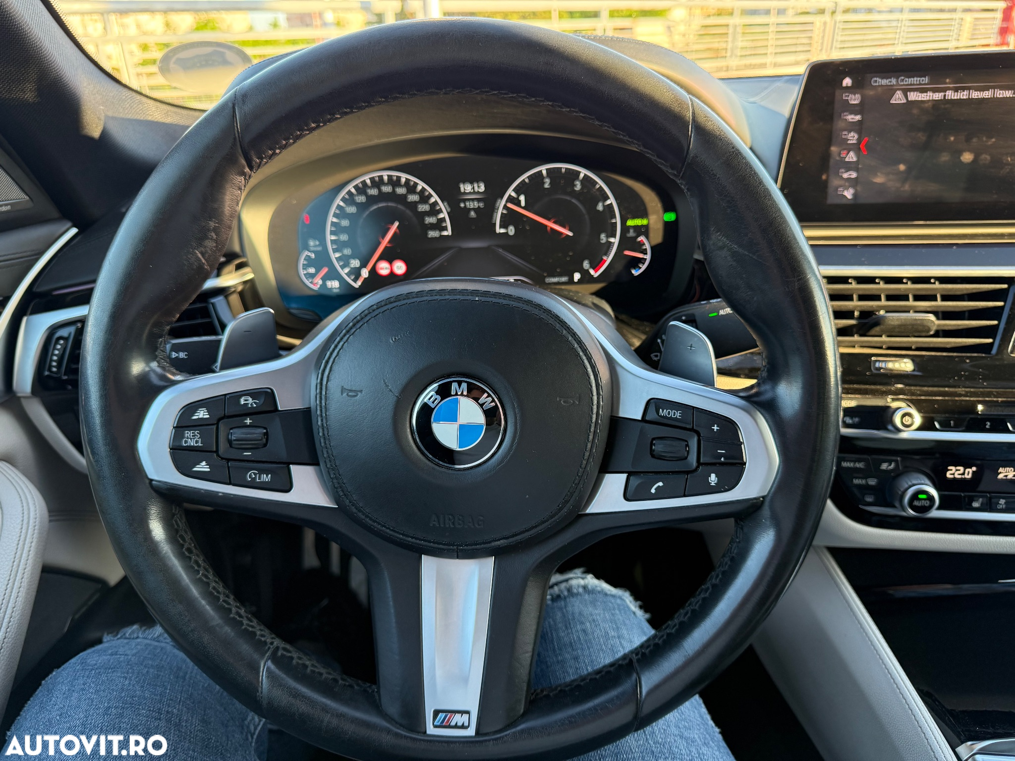 BMW Seria 5 530d xDrive AT - 15