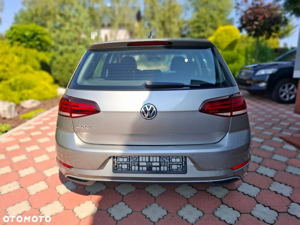 Volkswagen Golf 1.0 TSI BlueMotion Comfortline - 9