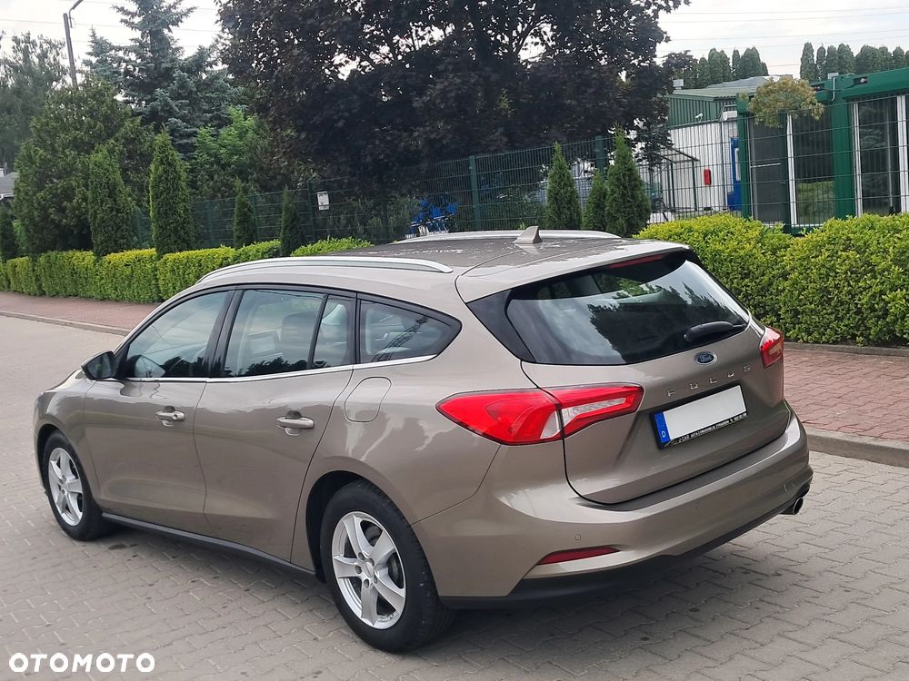 Ford Focus SW 1.5 EcoBlue S&S TITANIUM - 9