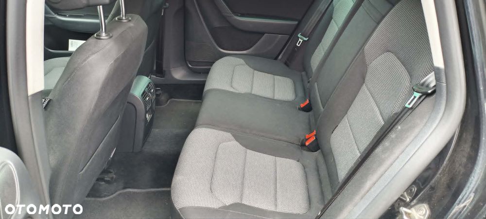 Volkswagen Passat 2.0 TDI BlueMotion Technology Comfortline - 15