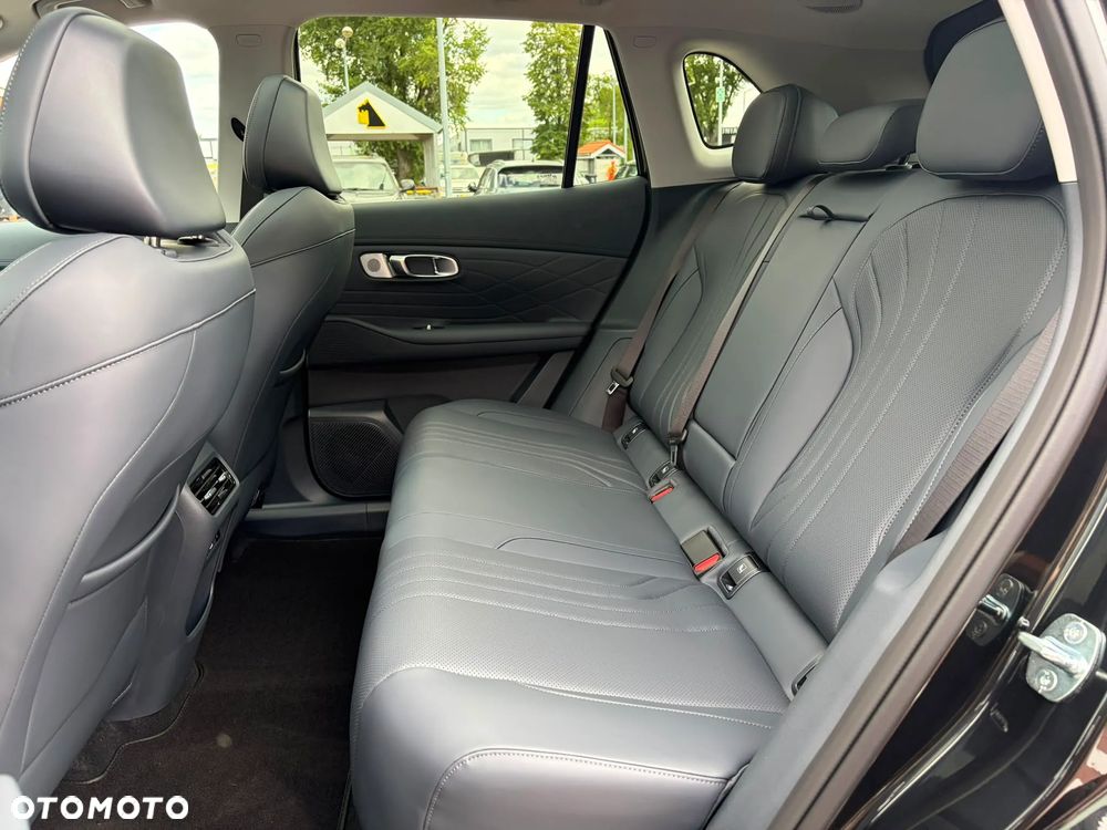 Geely Starray EM-i 1.5 PHEV Max - 17