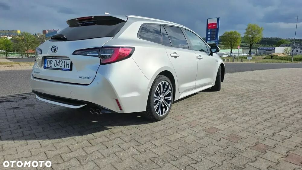Toyota Corolla 2.0 Hybrid Comfort - 7