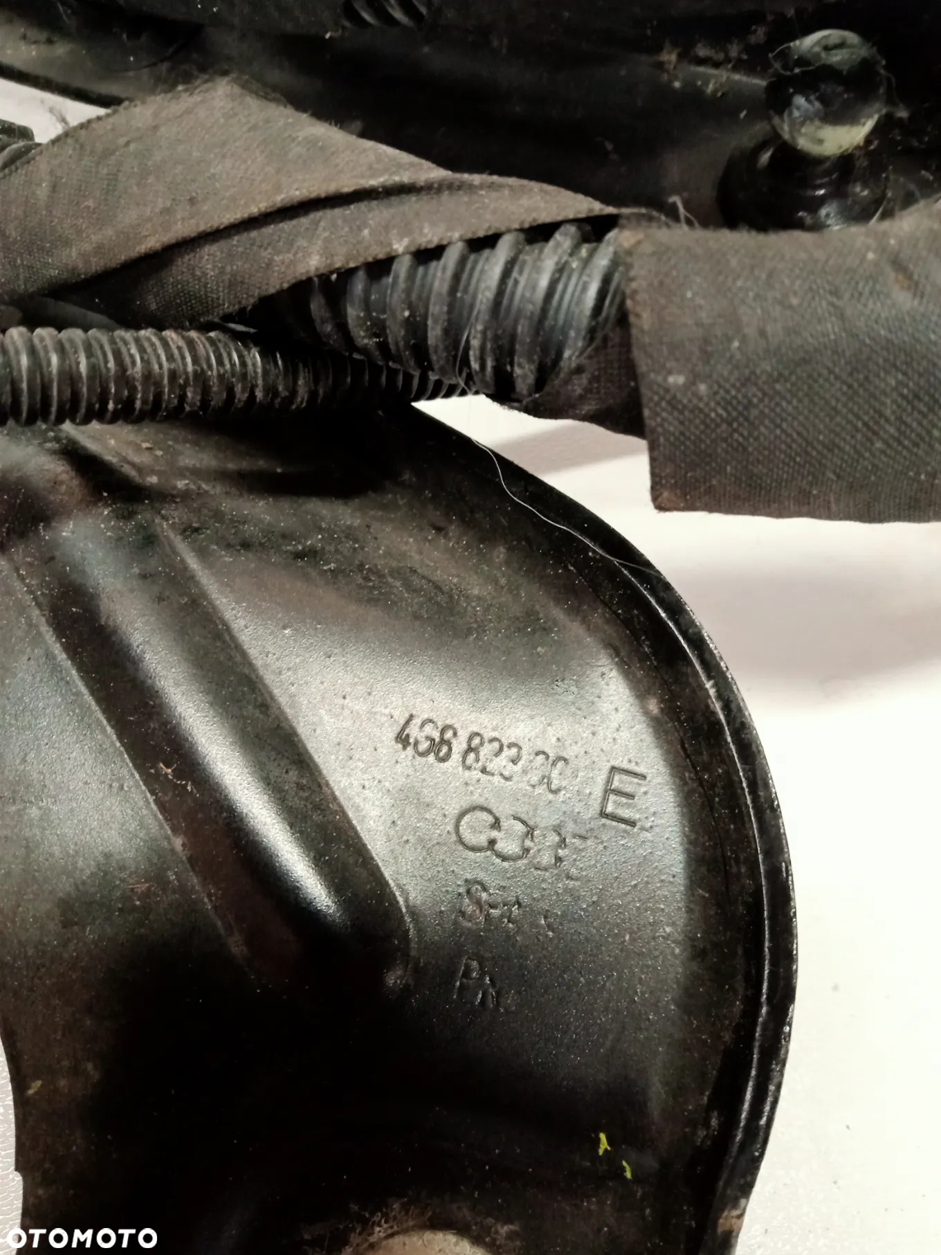 AUDI A6 C7 A7 4G ZAWIAS MASKI PRAWY 4G8823302E LEWY 4G8823301E - 7