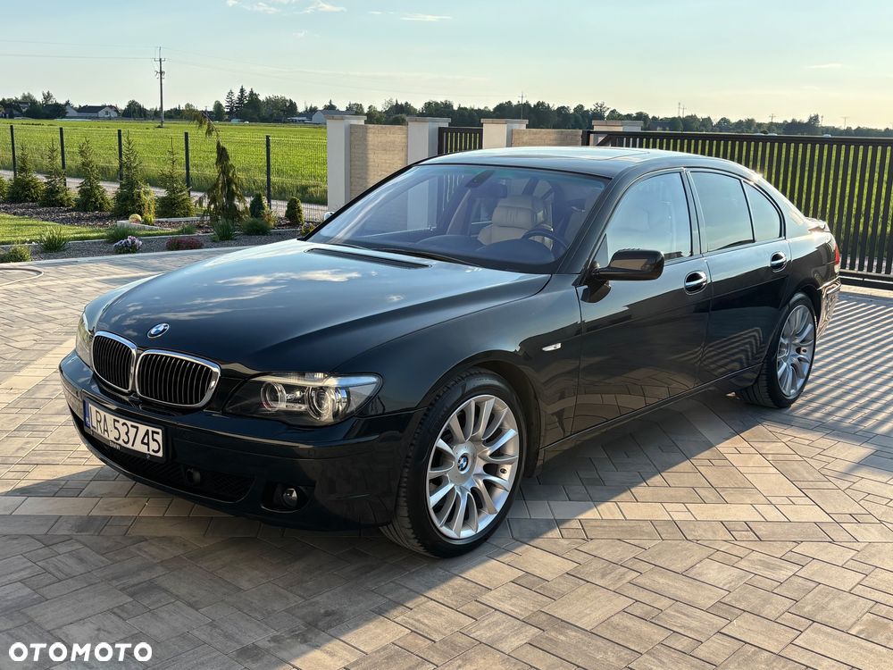 BMW Seria 7 745d - 4