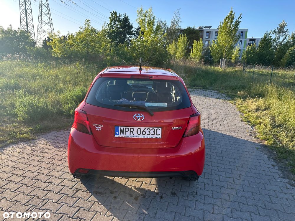 Toyota Yaris 1.0 Active EU6 - 3