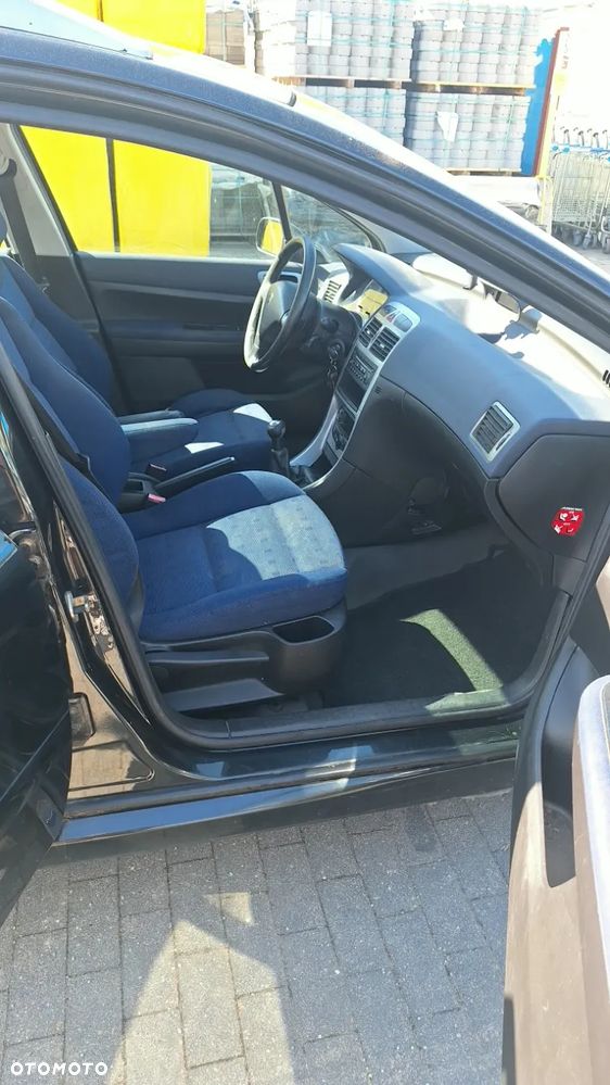 Peugeot 307 1.6 - 10