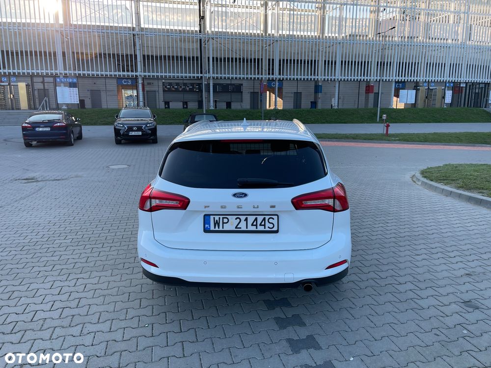 Ford Focus 2.0 EcoBlue Titanium Business - 6