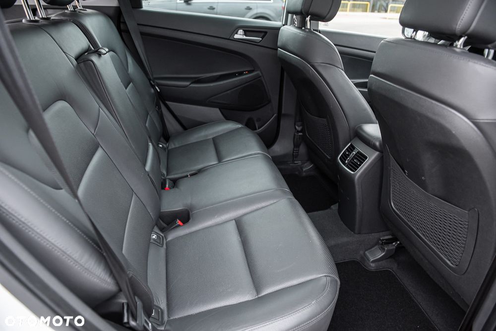 Hyundai Tucson 2.0 CRDI Premium 4WD - 21