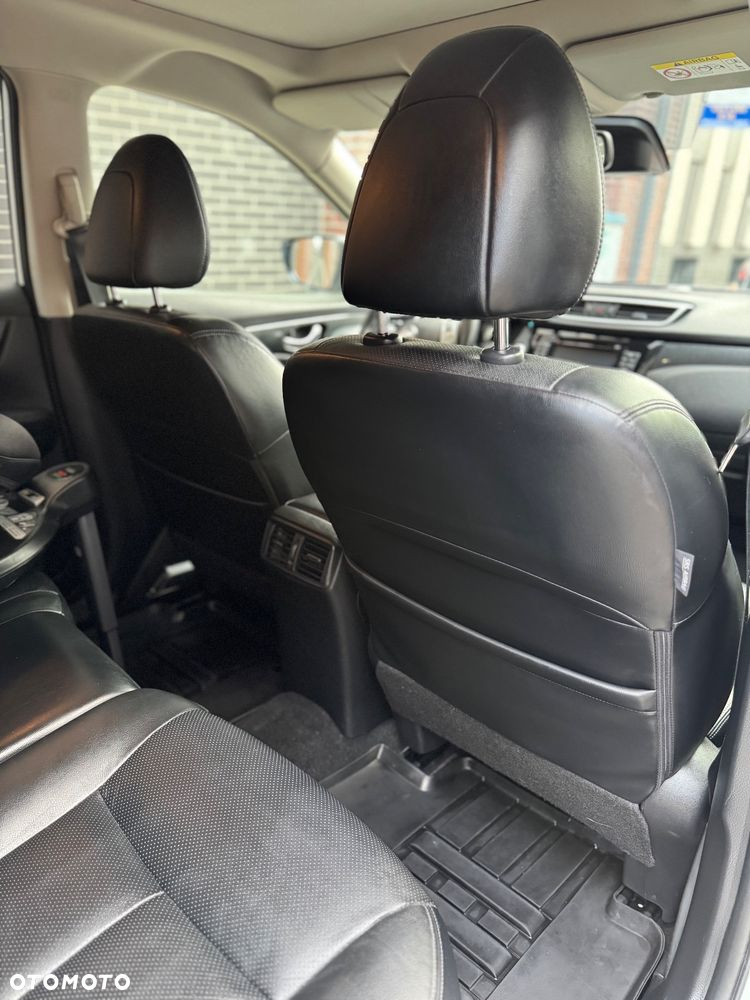 Nissan X-Trail 2.0 dCi Tekna 2WD Xtronic 7os - 23