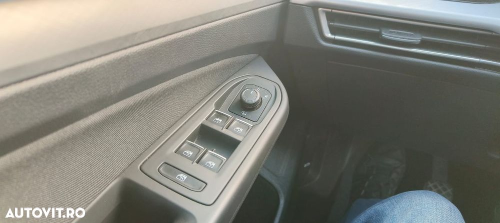 Volkswagen Golf 1.0 TSI Life - 17