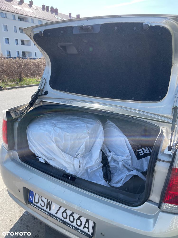 Opel Vectra 1.8 Cosmo Plus - 14