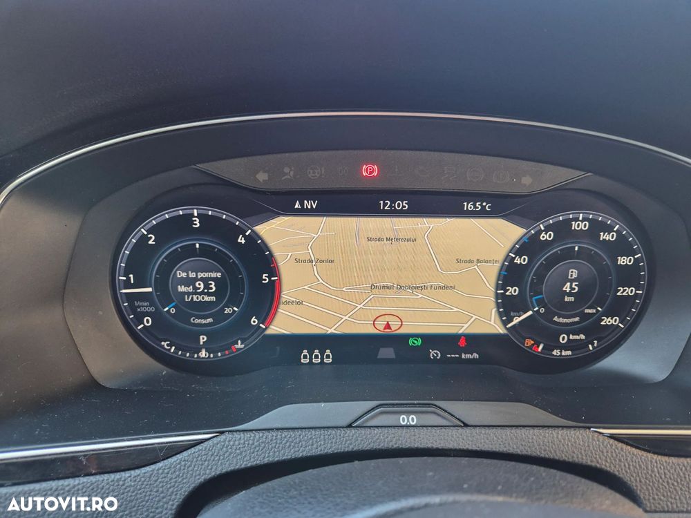 Volkswagen Passat Variant 1.6 TDI (BlueMotion Technology) DSG Comfortline - 12