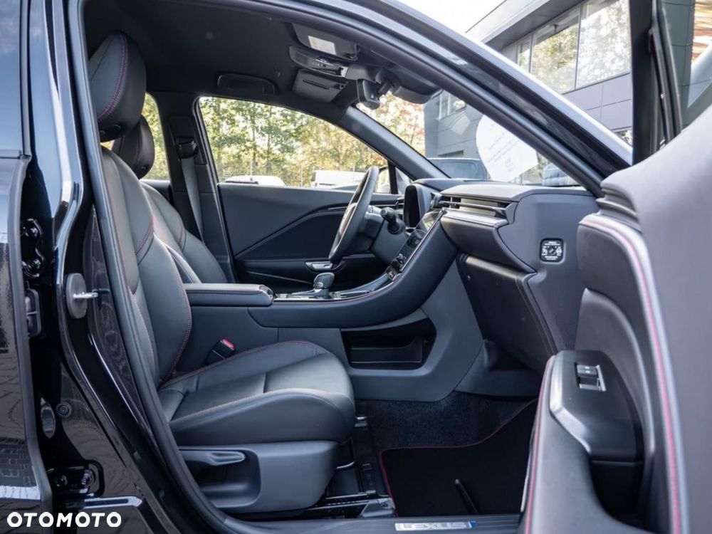 Lexus LBX 1.5 Hybrid - 9