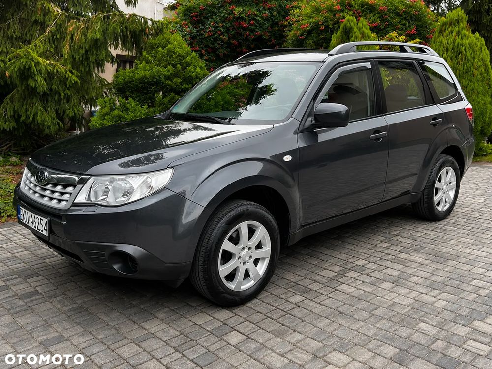 Subaru Forester 2.0X Exclusive - 1