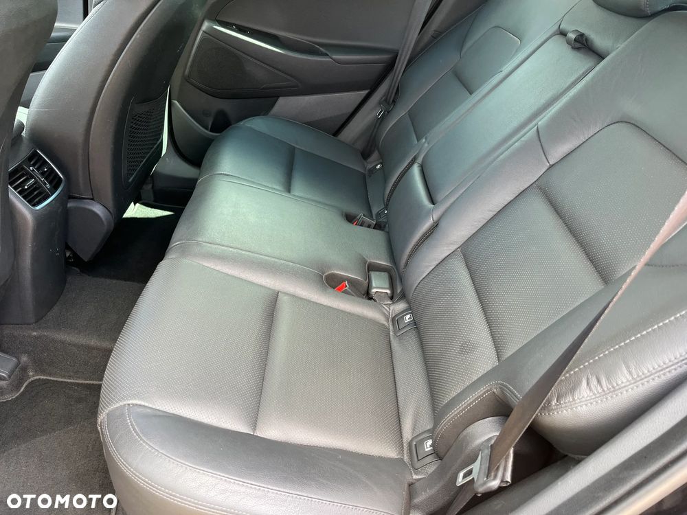 Hyundai Tucson blue 1.6 GDi 2WD Navi - 16
