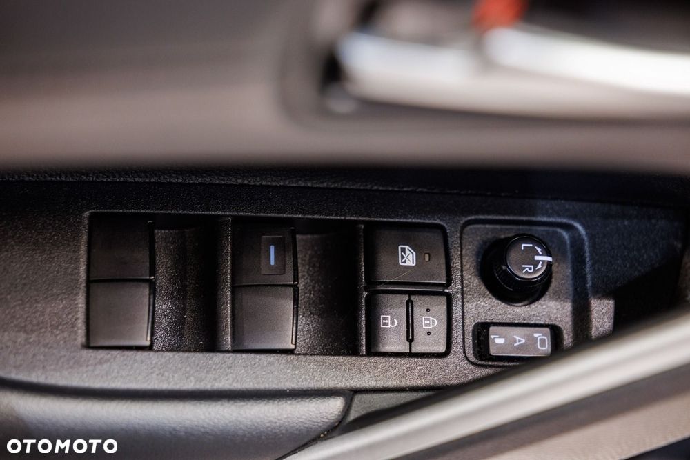 Toyota Corolla Cross - 26