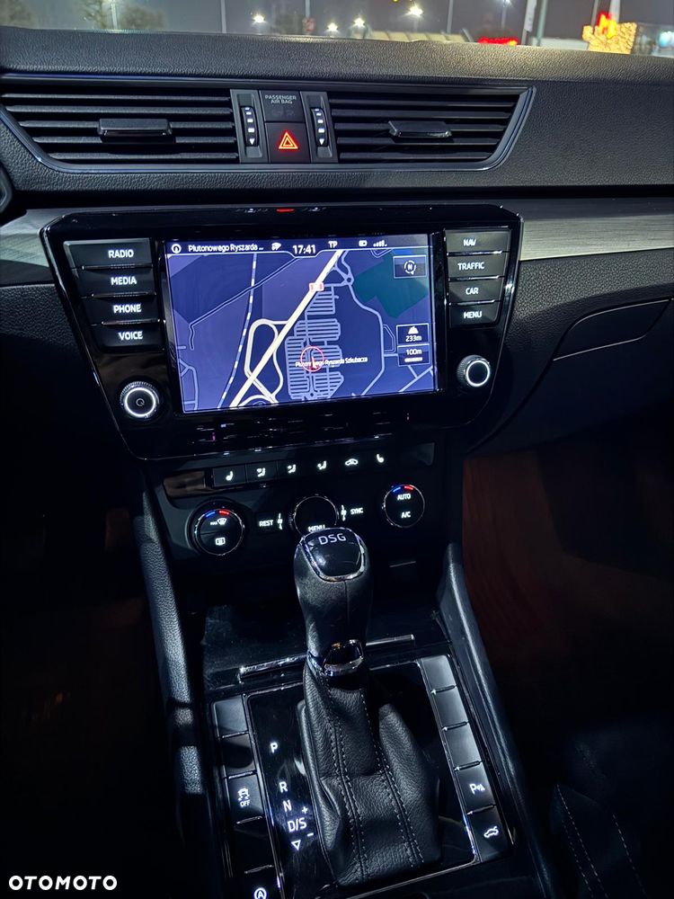 Skoda Superb 2.0 TDI Ambition DSG - 5