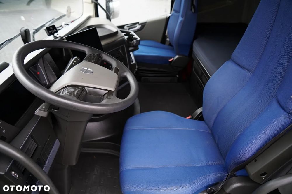 Volvo FH 460 / 6x2 / FIRANKA- 7,7 m / DACH PODNOSZONY / I-SAVE / KLIMA POSTOJOWA / OŚ PODNOSZONA SKRĘTNA / - 27