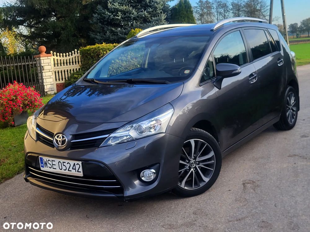 Toyota Verso - 4