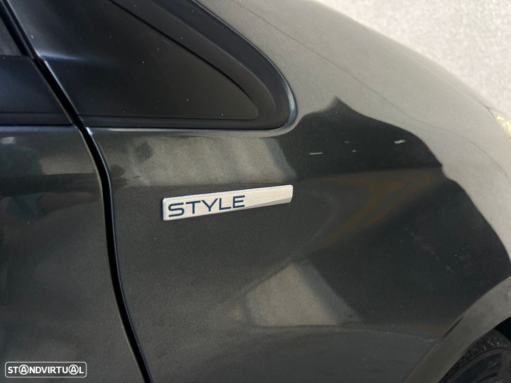 Peugeot 208 1.2 PureTech Style - 20