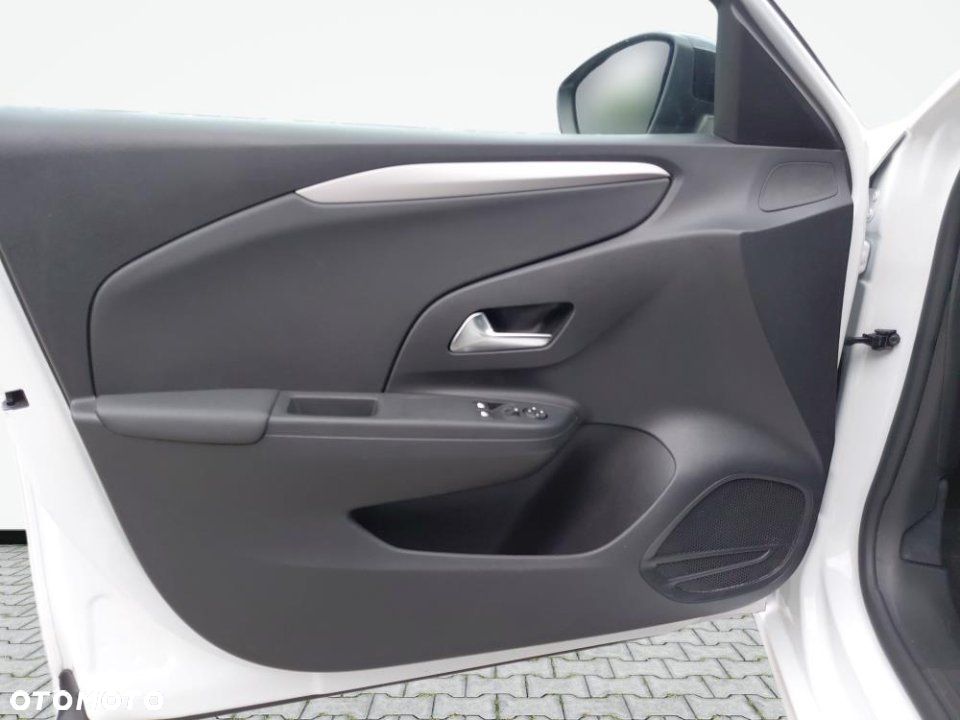 Opel Corsa - 12