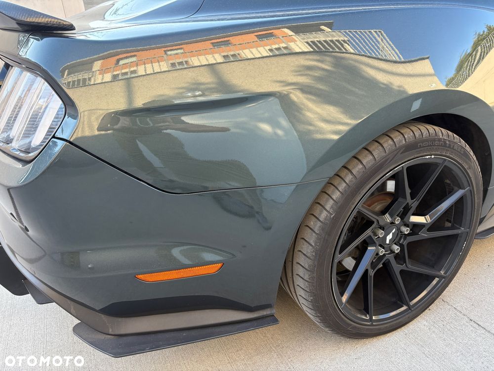 Ford Mustang 5.0 V8 GT - 17