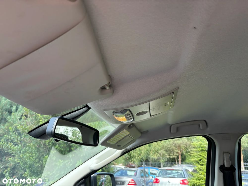 Ford Ranger 2.2 TDCi 4x4 DC XLT - 16