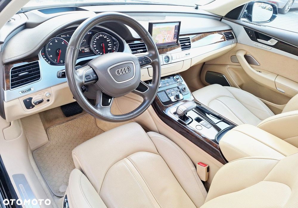 Audi A8 - 9