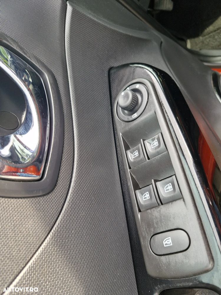 RENAULT Captur 2015 — imagine 13