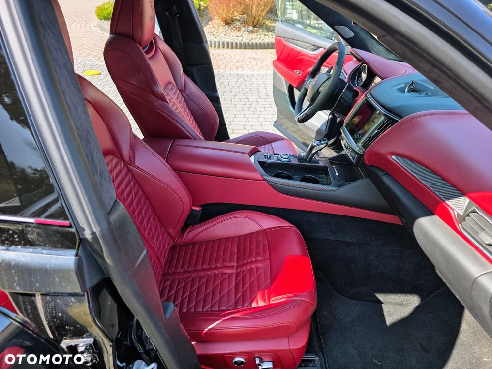 Maserati Levante Trofeo Q4 - 11