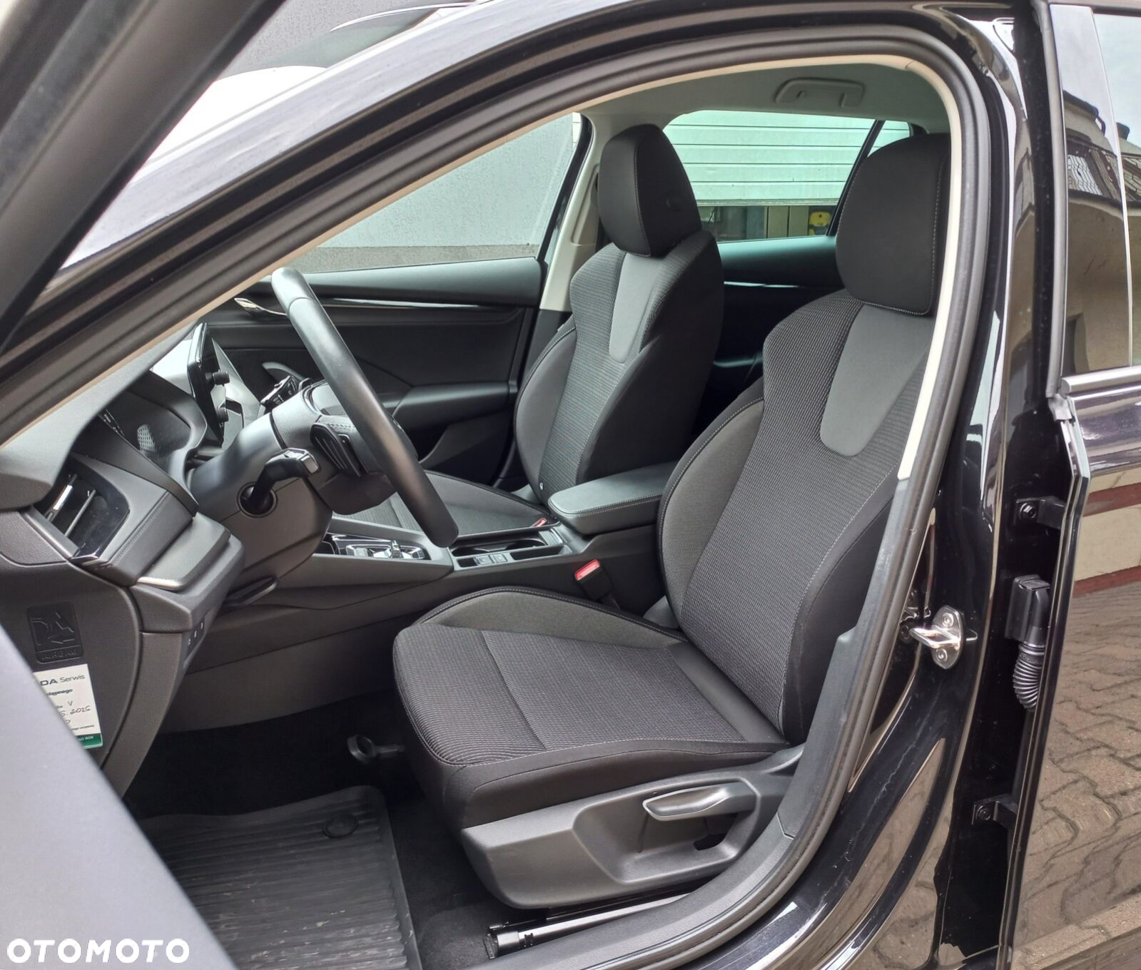 Skoda Octavia 2.0 TDI Ambition DSG - 24